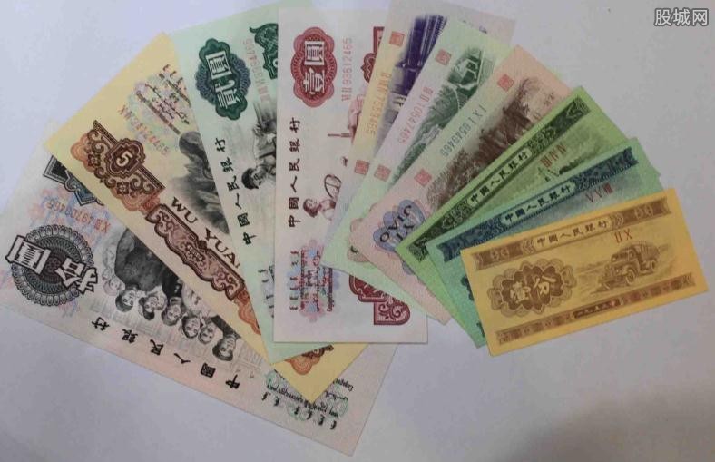 第一套人民币值多少钱?全套价格高达450万