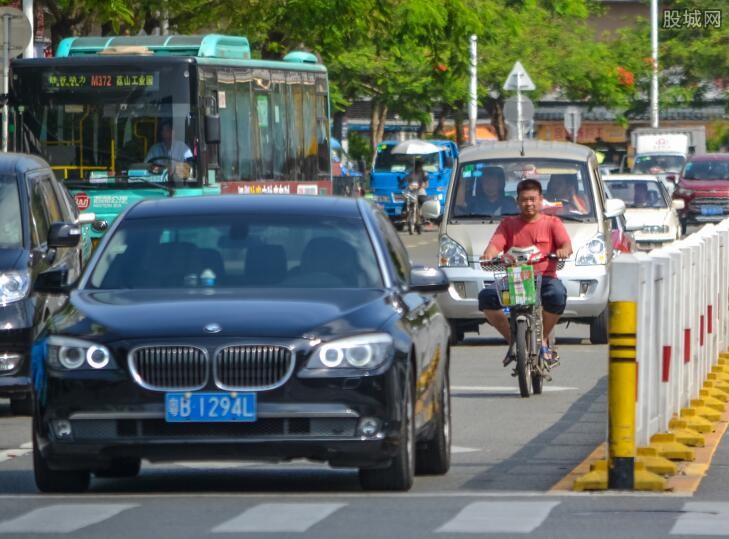 2017深圳限行时间和路段 哪些车辆不受限行?
